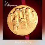 Holy family gold middle