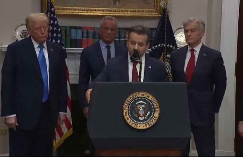 الدكتور مارتن عادل مكاري